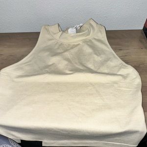 Alphalete Mock Neck Crop Top (S)